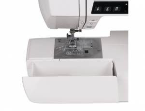 Компьютерная швейная машина Janome QDC 4120